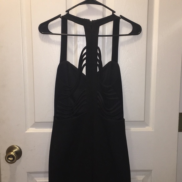 Black short dress - Picture 2 of 3